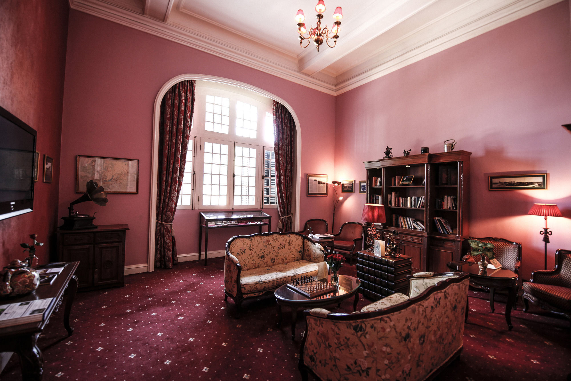 Dalat Palace Heritage Hotel Екстер'єр фото